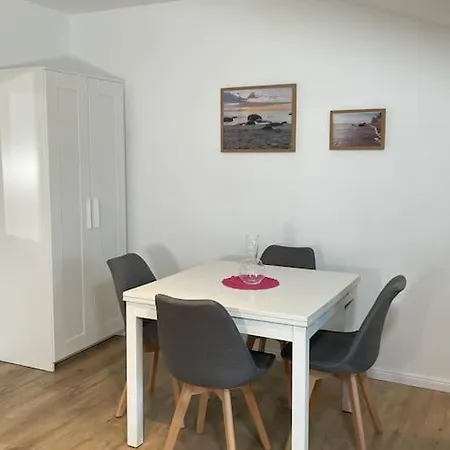 Modernes Apartment I In Oldenburg Exterior photo